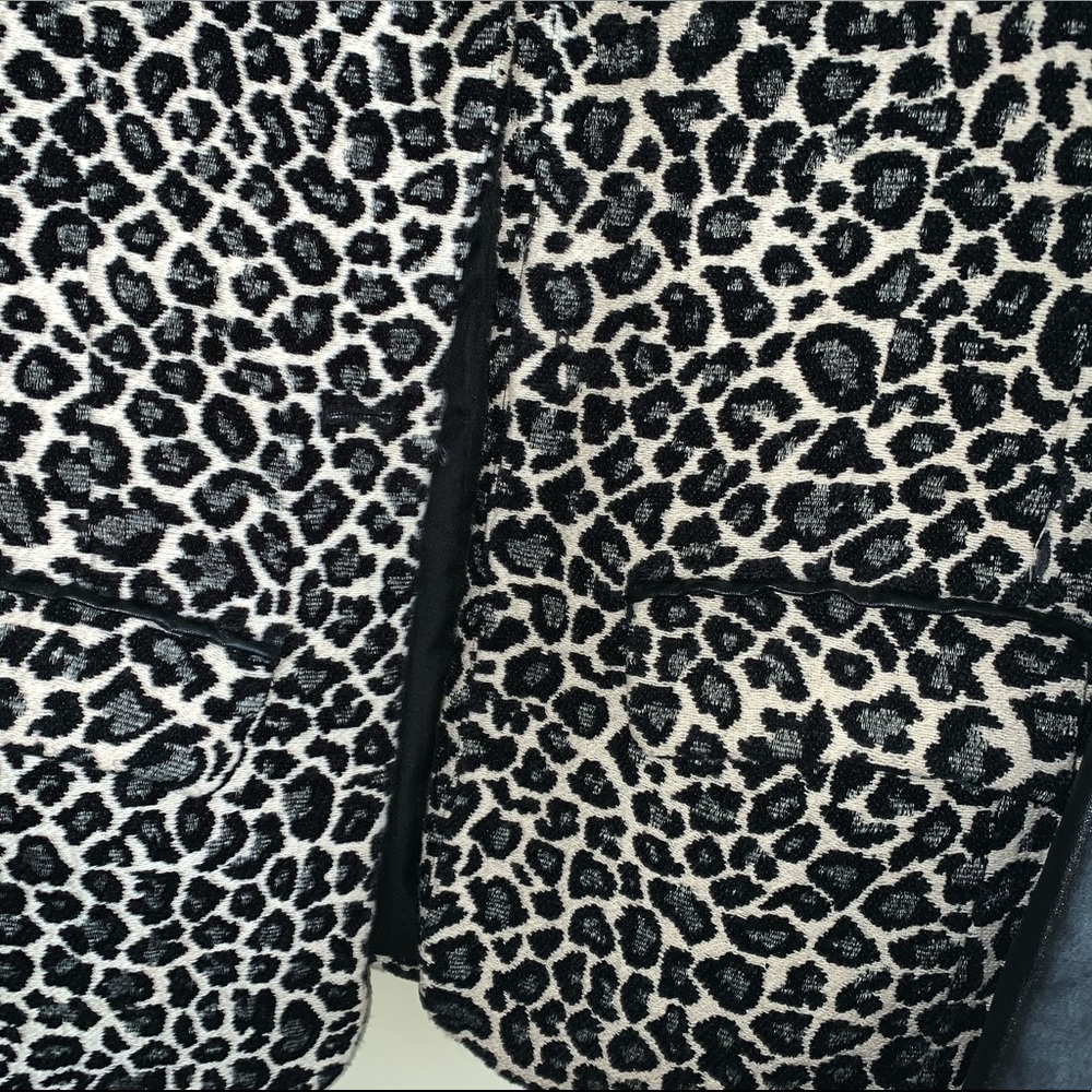 Blazer - Picture 4 of 7